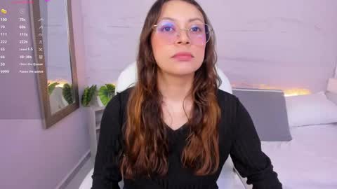 Snapshot of lanna_18_ chatting on 05-30-26, 11:40 Lanna online show from 05-30-26, 11:40