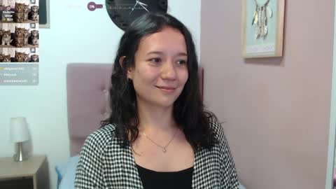 Lanna online show from 01-09-25, 04:49