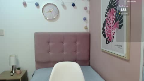 Lanna online show from 11-05-25, 01:11