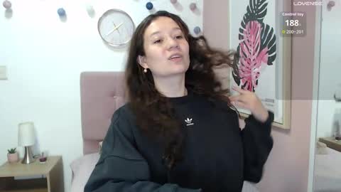 Lanna online show from 03-27-26, 01:22