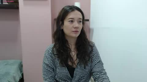 Snapshot of lanna_mills chatting on 05-05-26, 01:08 Lanna online show from 05-05-26, 01:08