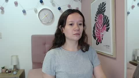 Snapshot of lanna_mills chatting on 05-19-26, 12:55 Lanna online show from 05-19-26, 12:55