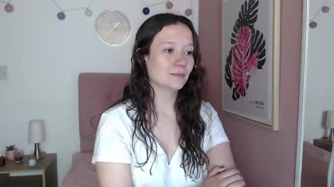 Snapshot of lanna_mills chatting on 06-02-26, 01:02 Lanna online show from 06-02-26, 01:02