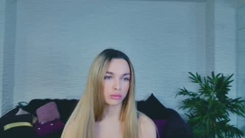 Lanna online show from 04-04-26, 06:05