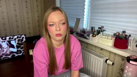 Hello My name is Lola online show from 03-30-26, 11:33