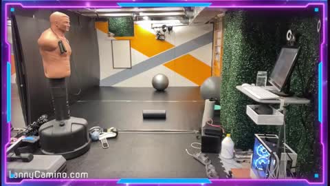 Snapshot of lannycamino chatting on 12-14-25, 04:29 el cee online show from 12-14-25, 04:29