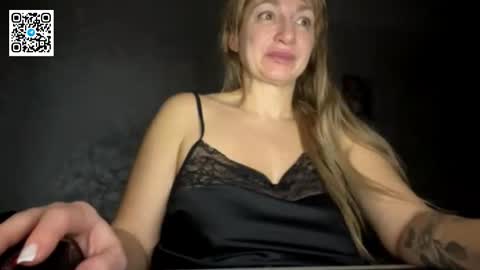 Olena online show from 12-22-25, 04:20