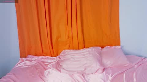 LARA online show from 03-14-26, 03:56