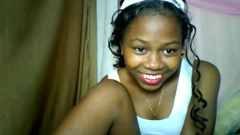 lara_belle online show from 05-10-26, 10:04