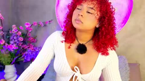 lara_curly online show from 06-19-26, 10:19