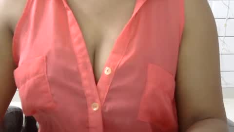 Anshika rai online show from 06-25-26, 07:51