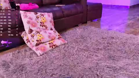 Snapshot of lara_giraldo chatting on 07-03-26, 10:32 Hello Guys I am Lara Giraldo WELCOME To my room online show from 07-03-26, 10:32