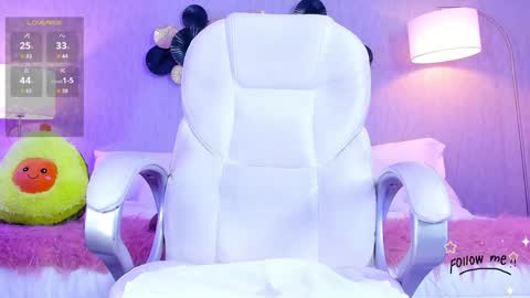 Lara online show from 01-24-25, 10:19