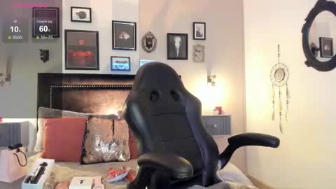 Lara Madisson online show from 09-12-25, 12:22