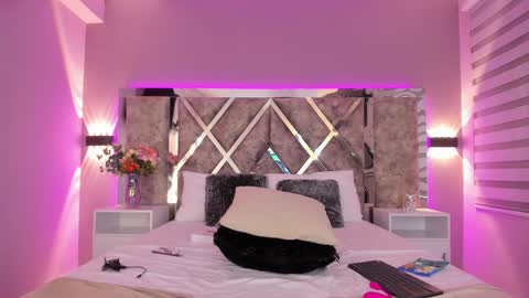 Lara online show from 03-06-25, 10:58