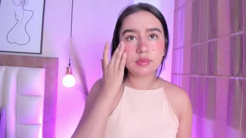 Snapshot of laragoldd chatting on 02-11-26, 09:53 Lara Gold online show from 02-11-26, 09:53