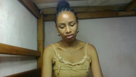 Snapshot of larah98 chatting on 02-20-26, 09:10 larah98 online show from 02-20-26, 09:10