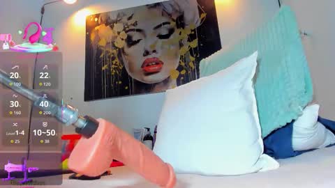 REINA  online show from 09-09-25, 03:17