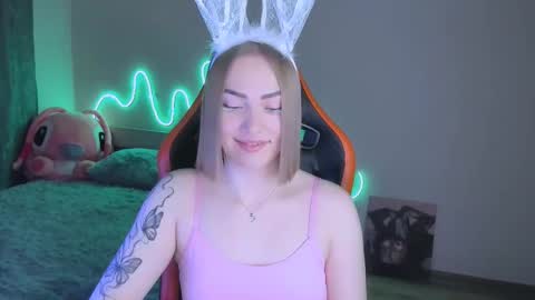 LaraKrein lk online show from 01-08-26, 04:42