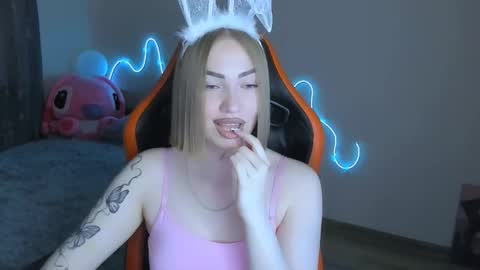 LaraKrein lk online show from 03-09-26, 01:48