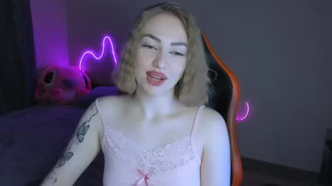 LaraKrein lk online show from 04-17-26, 07:39