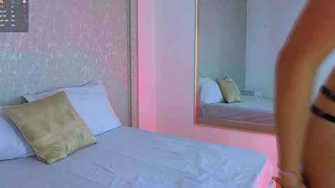 Snapshot of laralane_ chatting on 02-06-25, 03:09 Lara online show from 02-06-25, 03:09