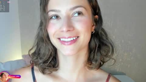 Snapshot of laralane_ chatting on 09-17-25, 01:46 Lara online show from 09-17-25, 01:46