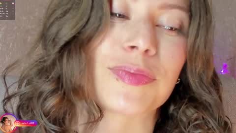 Snapshot of laralane_ chatting on 11-20-25, 01:55 Lara online show from 11-20-25, 01:55