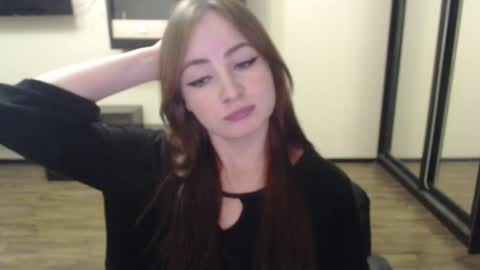 Snapshot of laralianna chatting on 12-10-24, 06:38 Laralianna online show from 12-10-24, 06:38