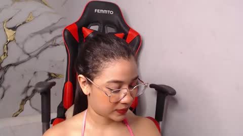 laralmanza online show from 03-09-26, 03:05