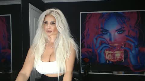 laras_moans online show from 09-12-25, 10:37