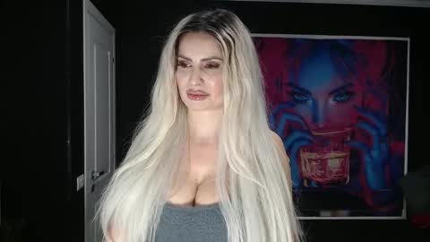laras_moans online show from 01-18-26, 06:50
