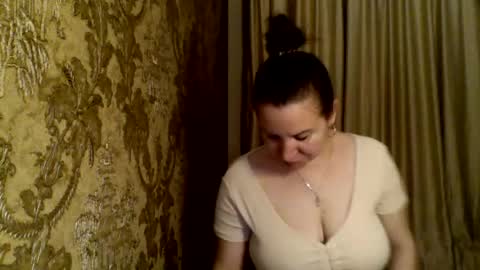 LaraSwity online show from 07-28-26, 08:23