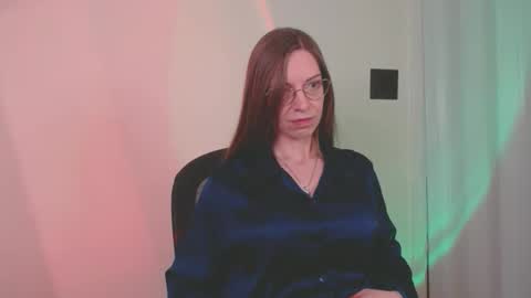 larawintersxxx online show from 12-15-25, 08:02