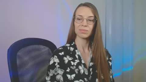 larawintersxxx online show from 01-07-26, 07:49