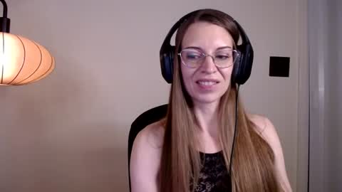 Snapshot of larawintersxxx chatting on 07-16-26, 09:32 larawintersxxx online show from 07-16-26, 09:32