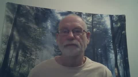 Snapshot of larbie chatting on 12-12-24, 09:26 Larbie online show from 12-12-24, 09:26