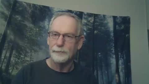 Snapshot of larbie chatting on 02-16-25, 01:47 Larbie online show from 02-16-25, 01:47