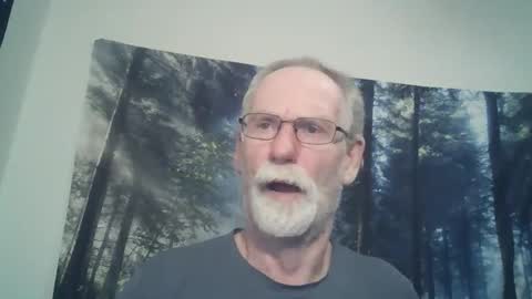 Snapshot of larbie chatting on 02-25-25, 10:58 Larbie online show from 02-25-25, 10:58