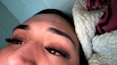 lareinapussy online show from 03-25-26, 05:24