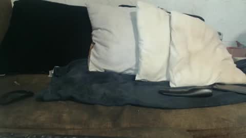 Lariss online show from 03-15-26, 06:36