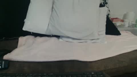 Lariss online show from 03-26-26, 06:35