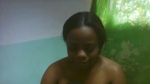 larissa645771 online show from 12-20-25, 05:36