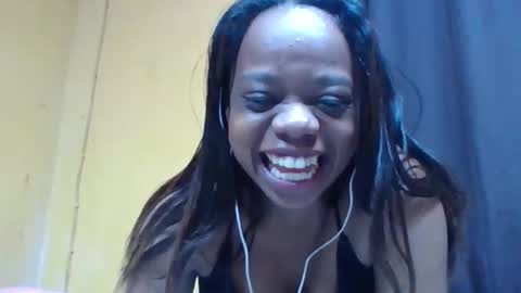 Snapshot of larissa645771 chatting on 04-18-26, 07:58 larissa645771 online show from 04-18-26, 07:58