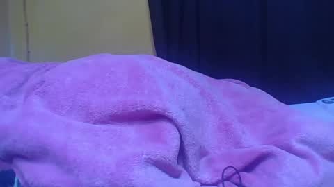 Snapshot of larissa645771 chatting on 04-19-26, 06:10 larissa645771 online show from 04-19-26, 06:10