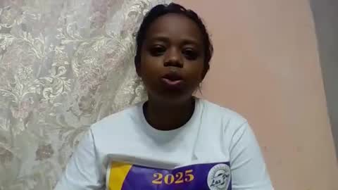 Snapshot of larissa645771 chatting on 05-29-26, 07:39 larissa645771 online show from 05-29-26, 07:39
