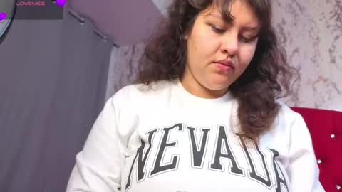 larissa_antonella online show from 10-06-25, 05:05