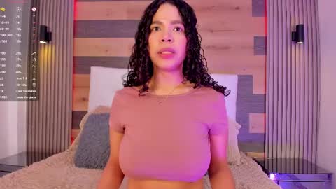 Snapshot of larissadesire chatting on 07-05-26, 11:50 Larissa online show from 07-05-26, 11:50