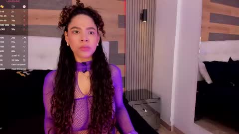 Snapshot of larissadesire chatting on 07-09-26, 11:47 Larissa online show from 07-09-26, 11:47
