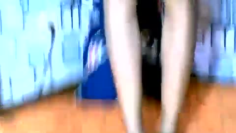 Snapshot of larra27 chatting on 10-05-25, 03:05 Malala online show from 10-05-25, 03:05